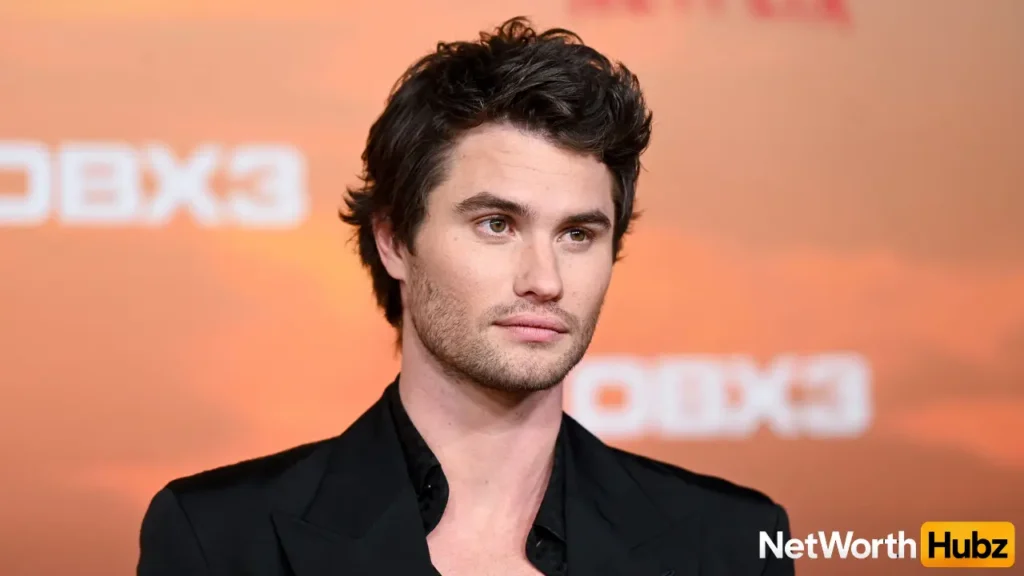 how old is chase stokes